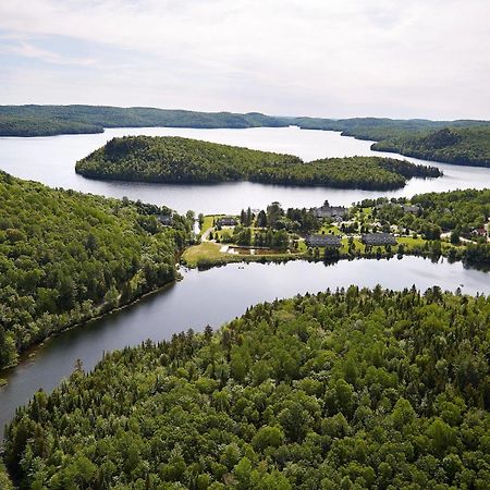 Auberge Du Lac-A-L'Eau-Claire Saint-Alexis-des-Monts Bagian luar foto