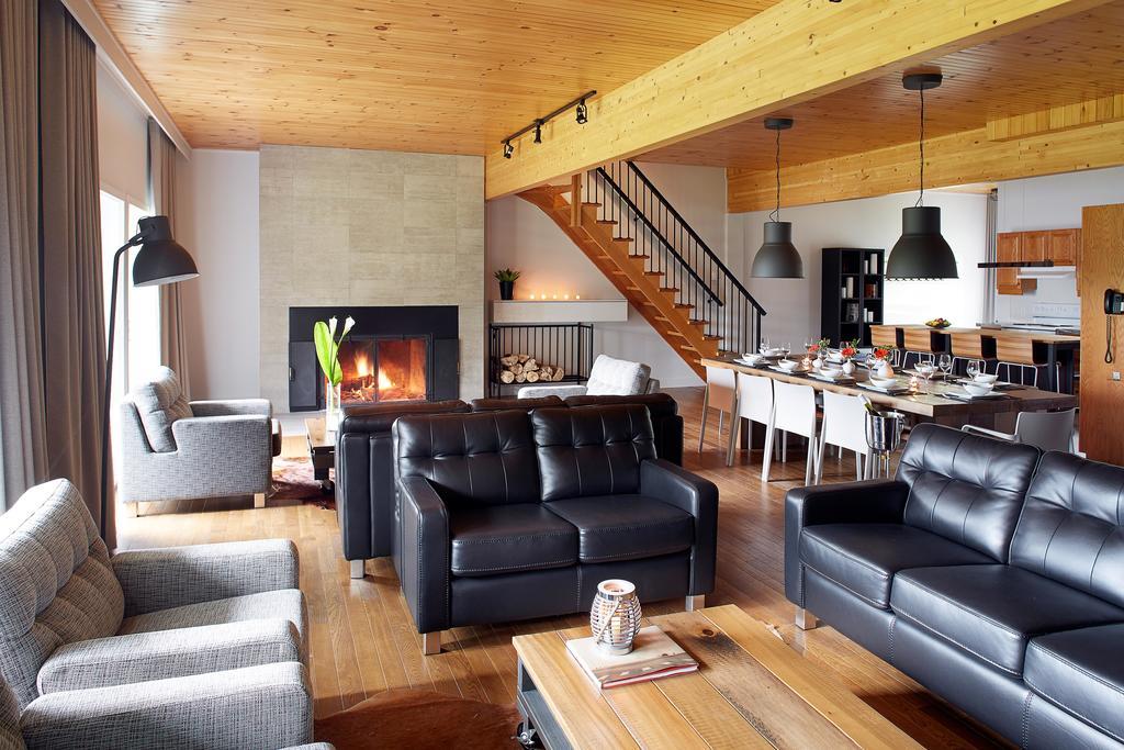 Auberge Du Lac-A-L'Eau-Claire Saint-Alexis-des-Monts Bagian luar foto