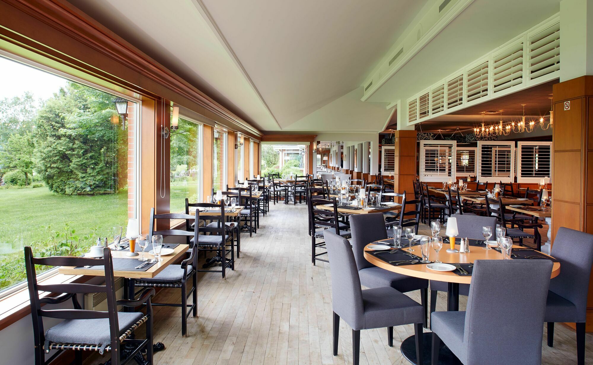 Auberge Du Lac-A-L'Eau-Claire Saint-Alexis-des-Monts Bagian luar foto