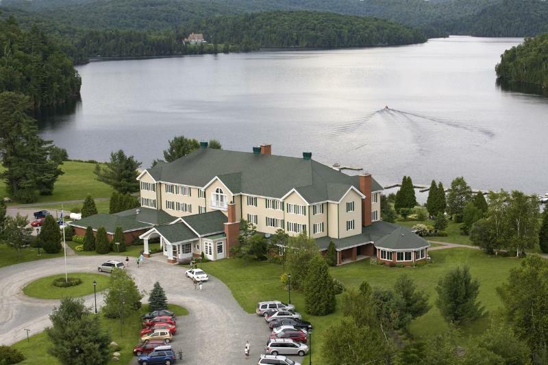 Auberge Du Lac-A-L'Eau-Claire Saint-Alexis-des-Monts Bagian luar foto